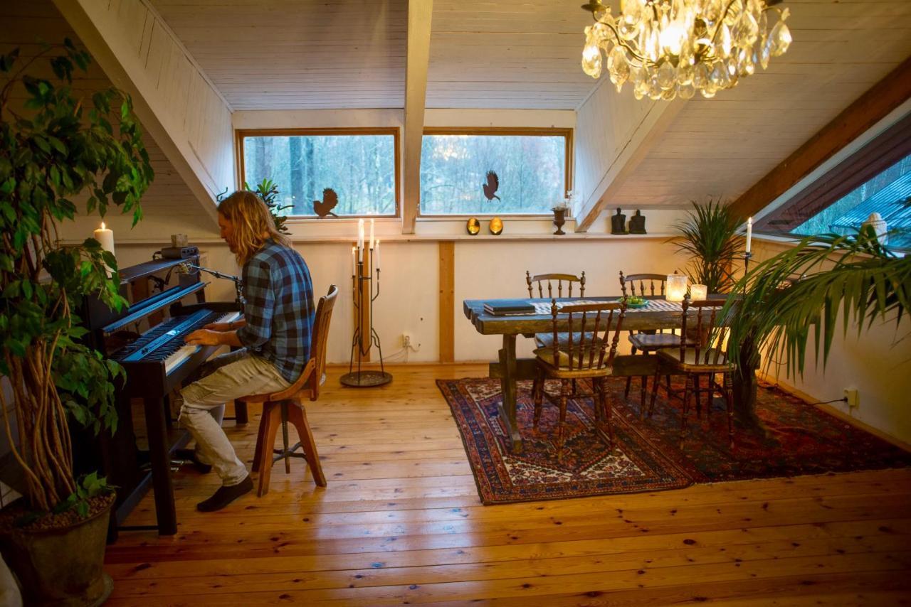 Romantic Spa Villa With Fireplace By The Lake Stjarnsund 외부 사진
