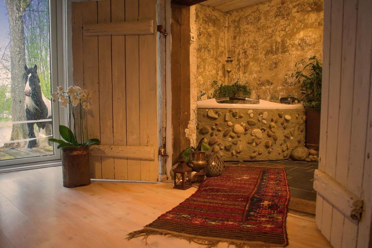 Romantic Spa Villa With Fireplace By The Lake Stjarnsund 외부 사진