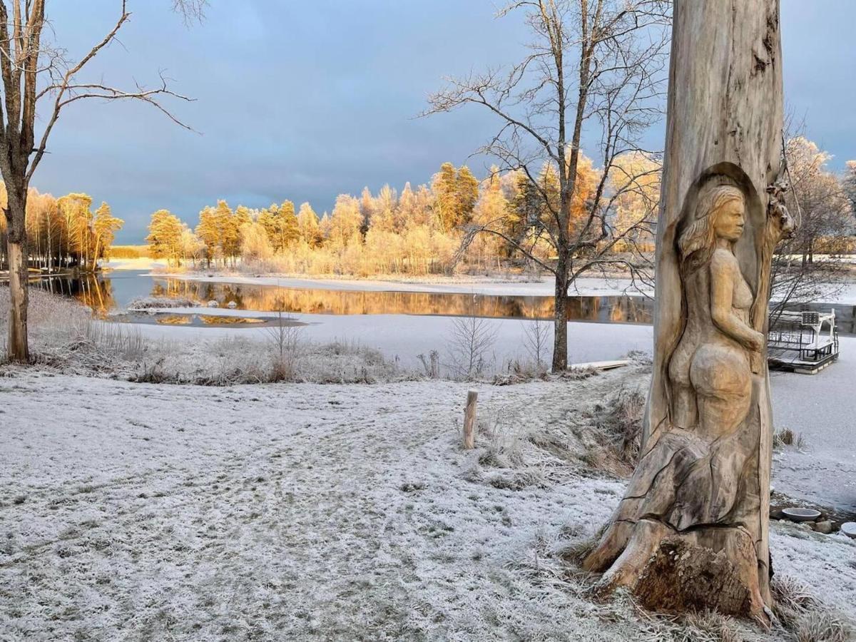 Romantic Spa Villa With Fireplace By The Lake Stjarnsund 외부 사진