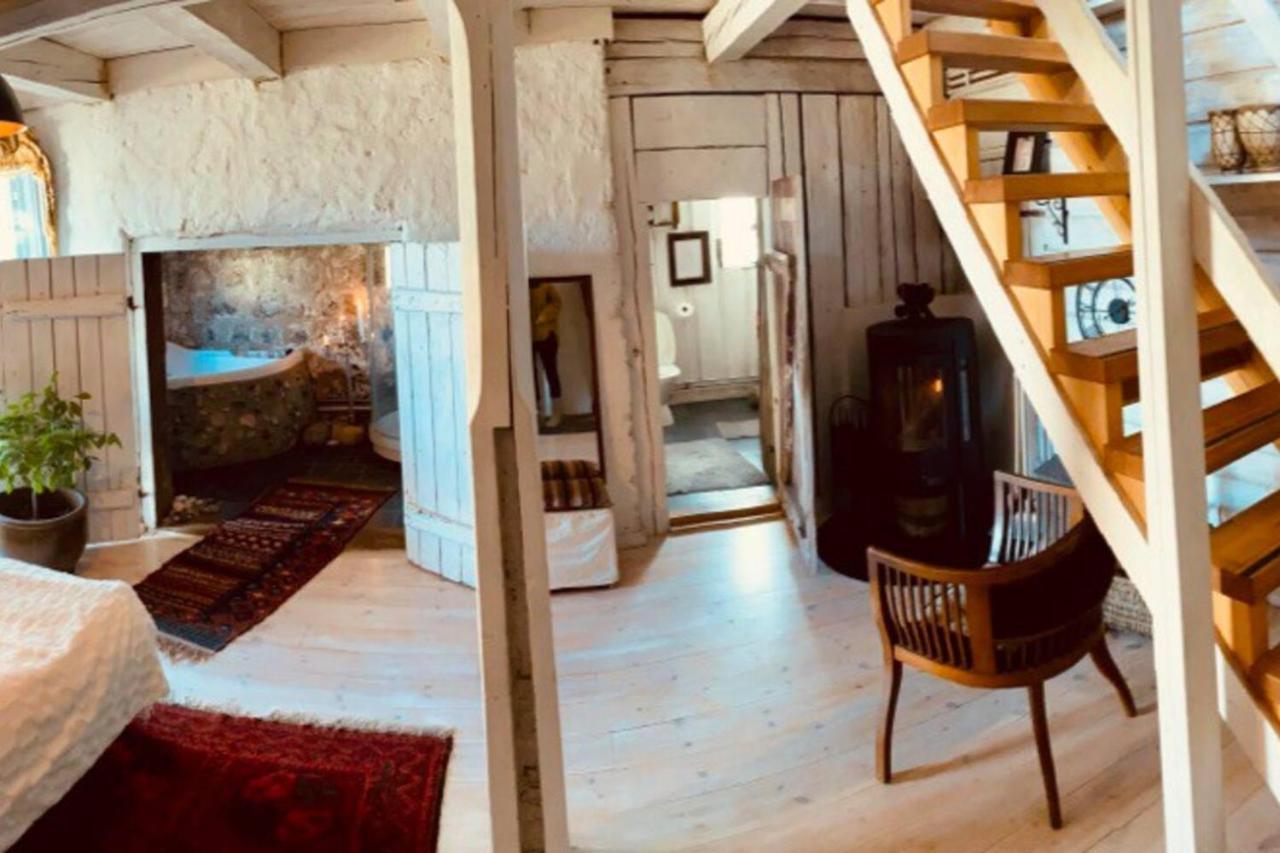 Romantic Spa Villa With Fireplace By The Lake Stjarnsund 외부 사진